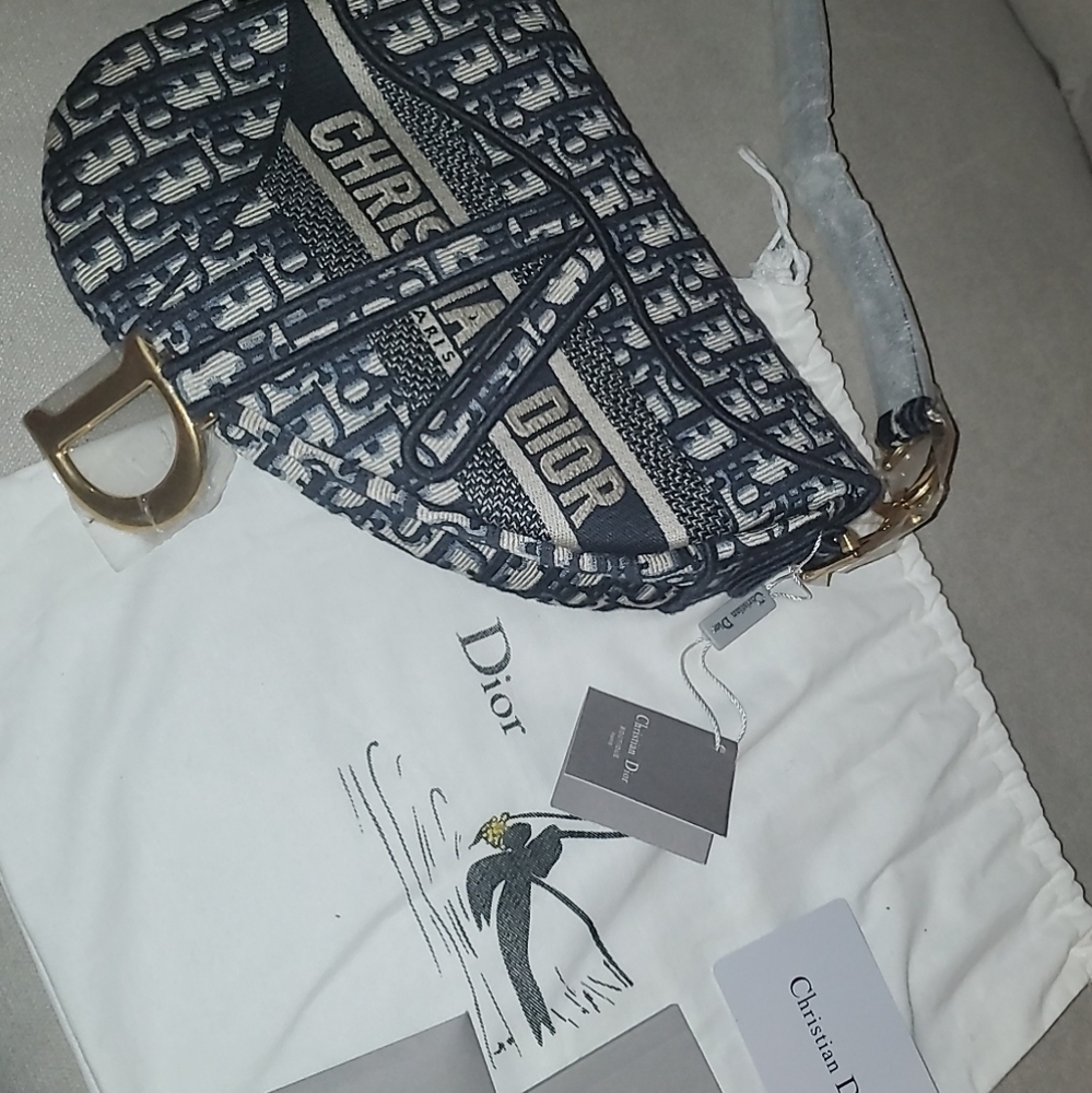 Christian Dior Saddle Bag - Picture 2 of 4